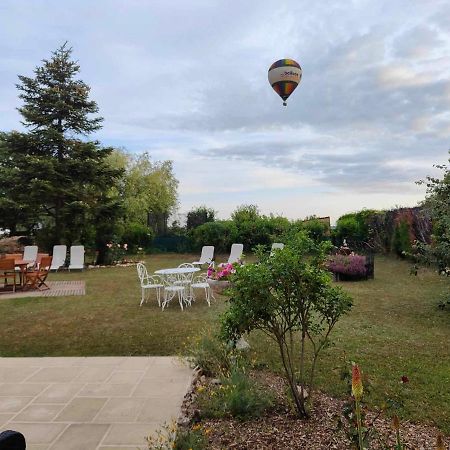 La Maison Genevier - Chambre Doreline Montreuil-en-Touraine Exteriér fotografie